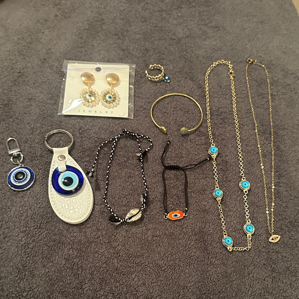 NWOT 9 PC BUNDLE OF EVIL EYE JEWELRY AND ACCESSORIES